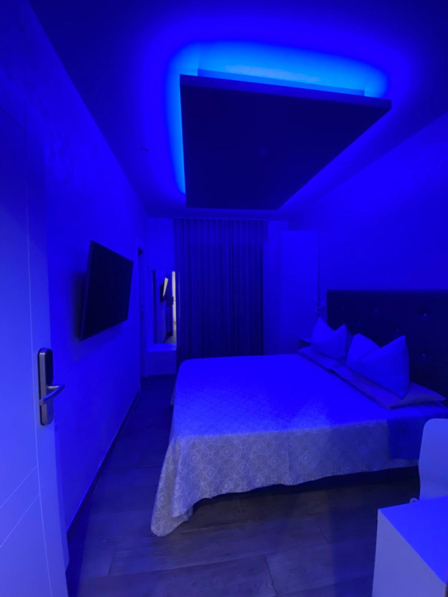 ローマ Domus Cinecitta Bed & Breakfast エクステリア 写真